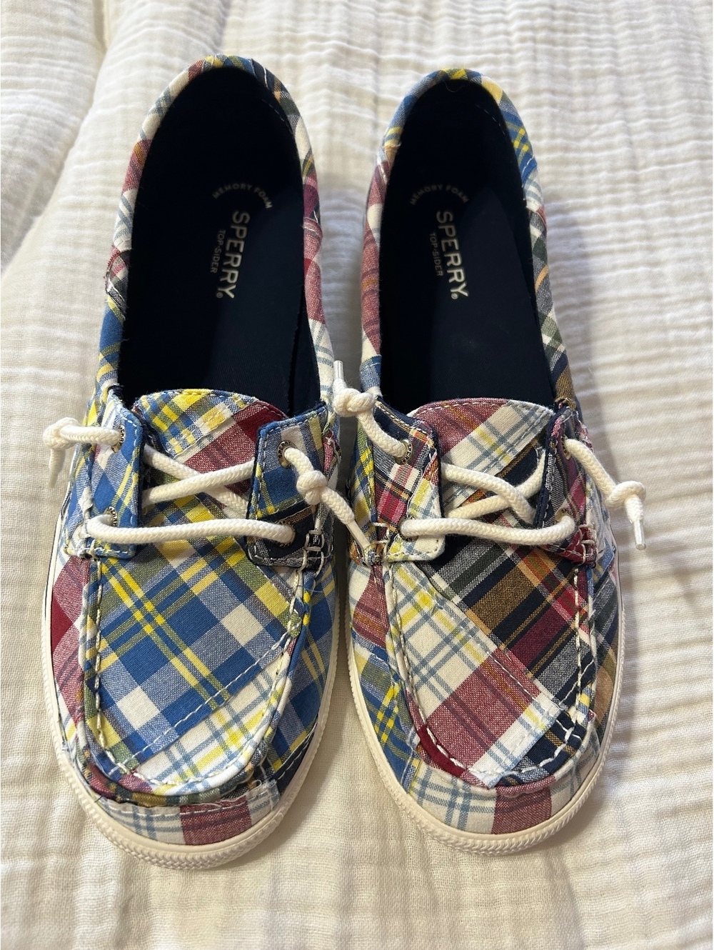SPERRY lounge away boat shoes top siders plaid